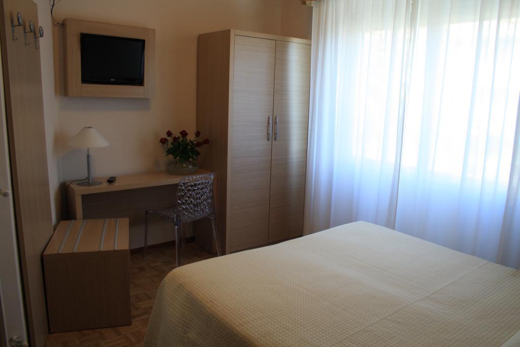Hotel Napoleon San Remo Buitenkant foto