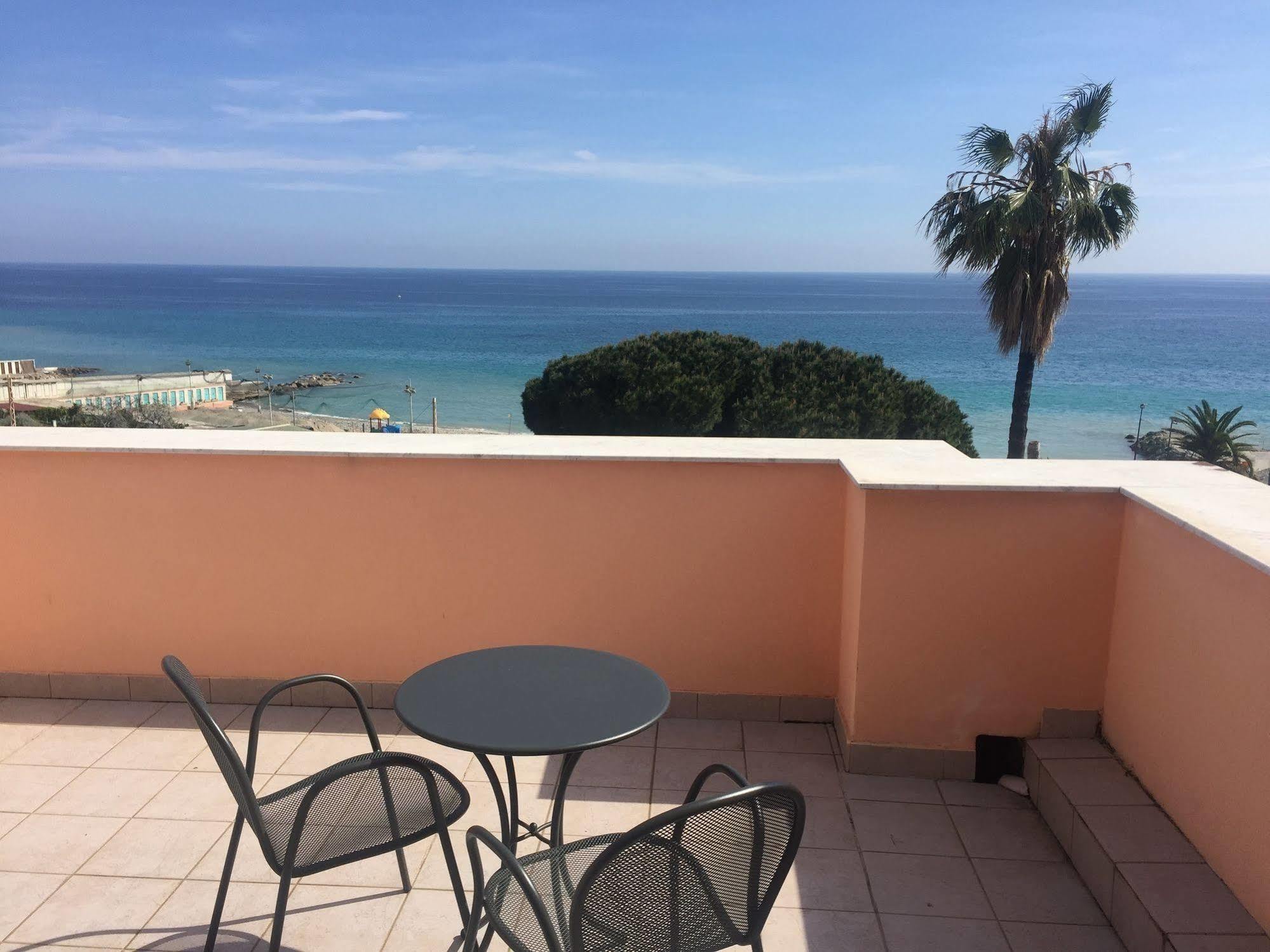Hotel Napoleon San Remo Buitenkant foto